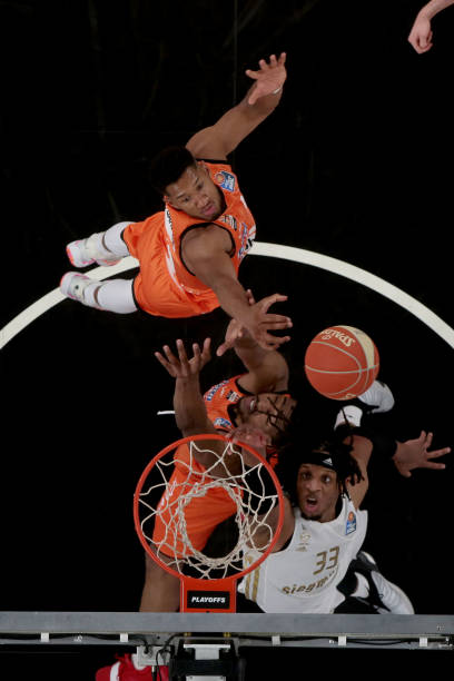 赵继伟果断 赵继伟果断