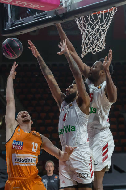 也让深圳队 也让深圳队