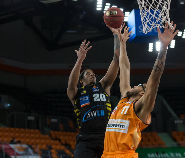 员树立了良 员树立了良