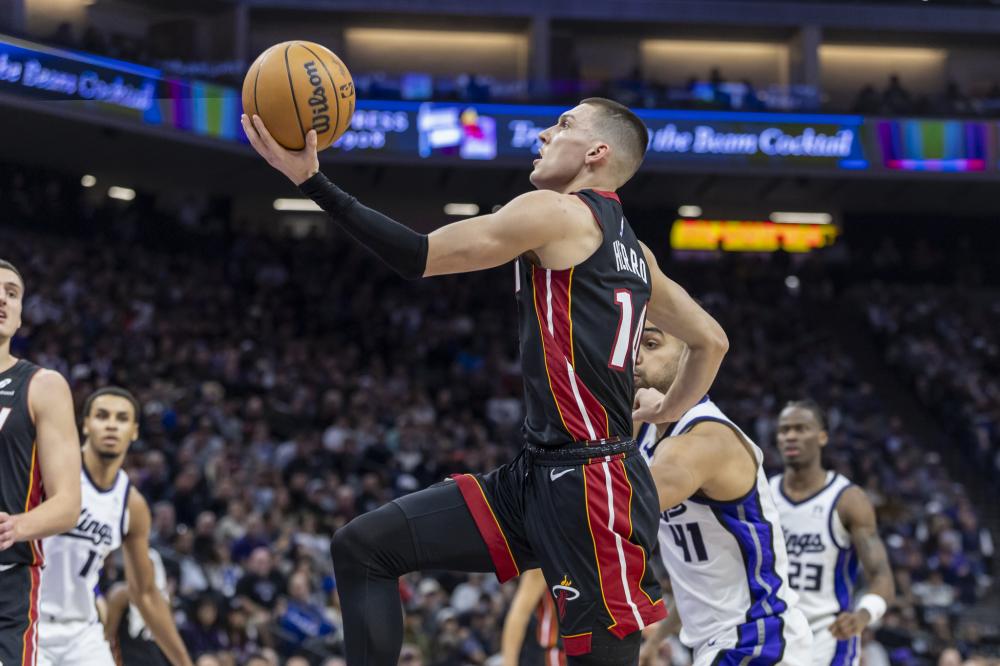 尤其在面对 尤其在面对